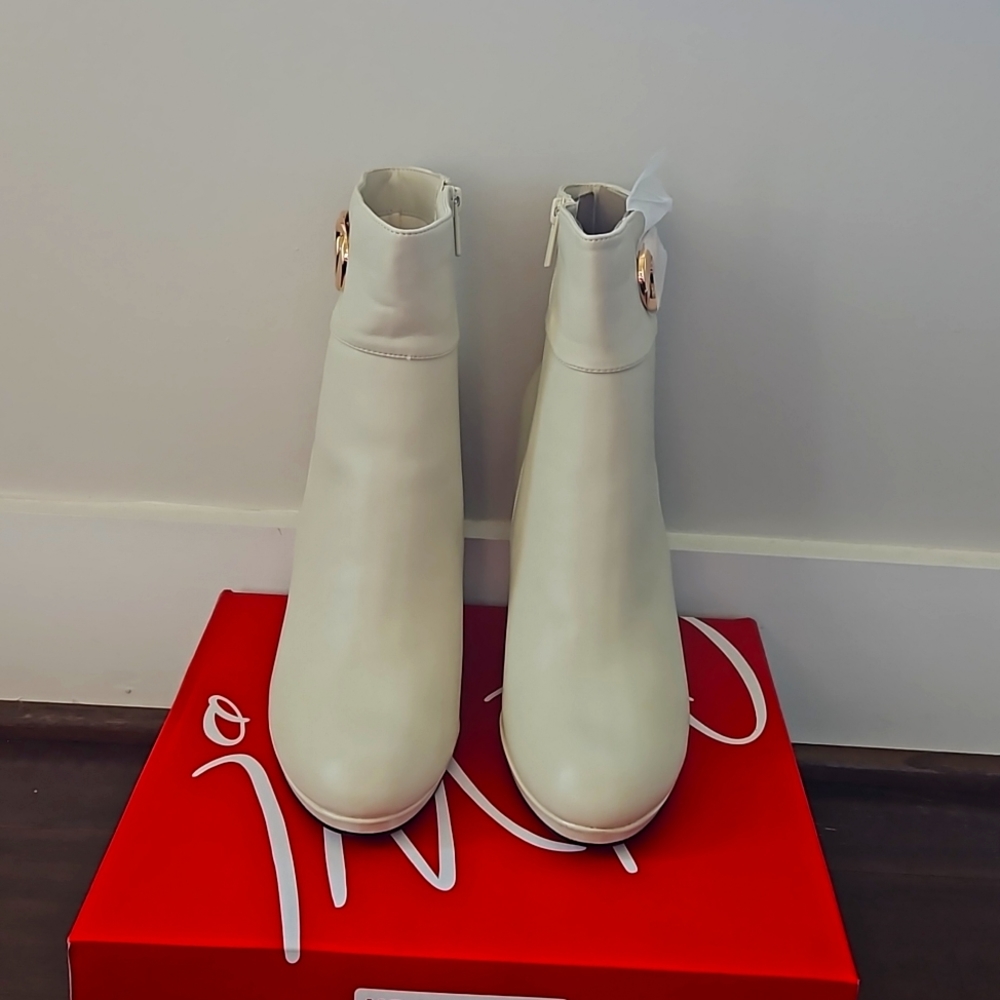 Impo Memory Foam Boot ls 4" Heel, Cream, Size 11